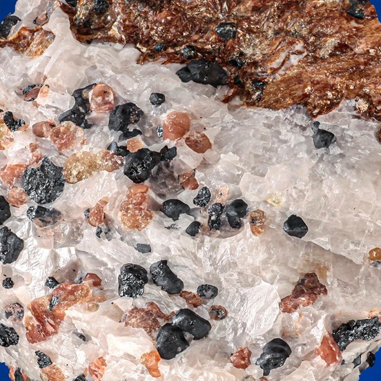 Mcgovernite-Sterling Hill | Ogdensburg | Franklin | Sussex Co. | New Jersey | USA